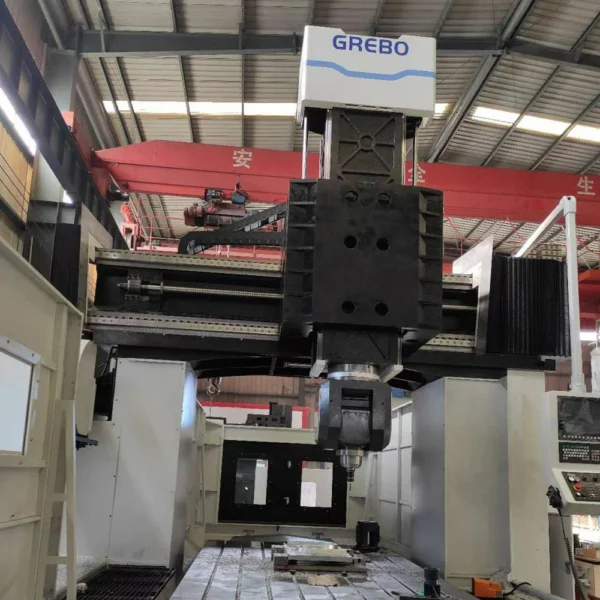 GMC3520 gantry machining center machining large injection mold