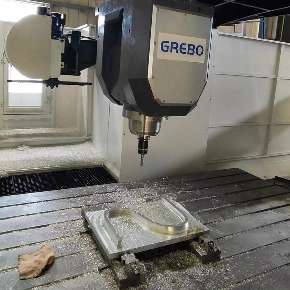 GMC3520 gantry machining center machining large injection mold